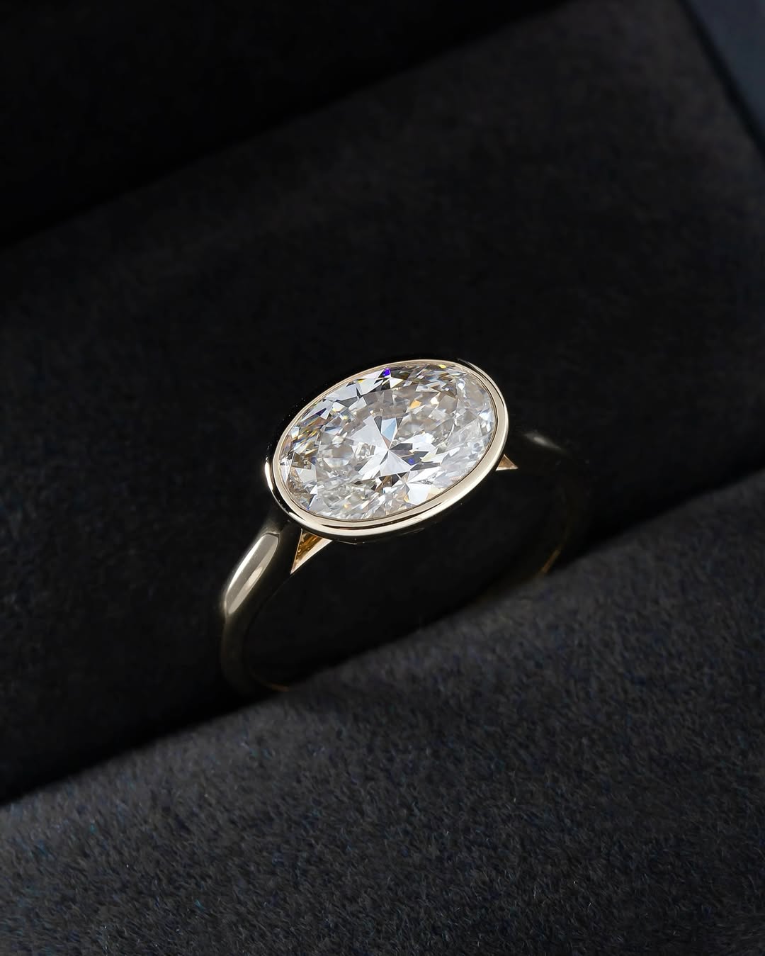 The Serene Oval Collection