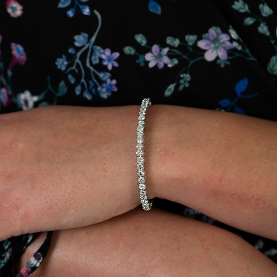 14K White Gold Lab-Created 4-Prong Diamond Elastic Tennis Bracelet (10 CTW F-G SI)