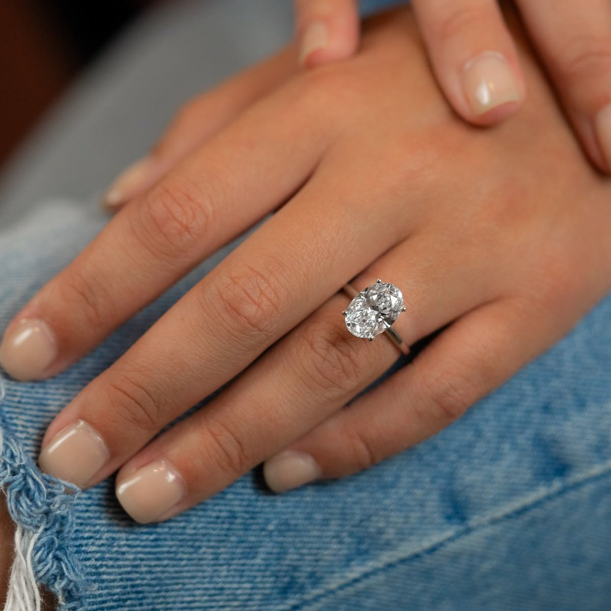 14K White Gold IGI Certified Oval Lab-Created Diamond Classic Solitaire Ring (4 CTW F VS)