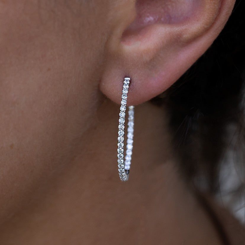 14K White Gold Lab-Created Diamond Medium Oval Hoop Earrings (1.10 CTW F-G SI)