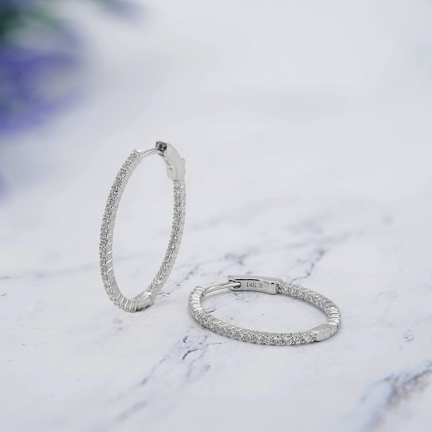 14K White Gold Lab-Created Diamond Medium Oval Hoop Earrings (1.10 CTW F-G SI)