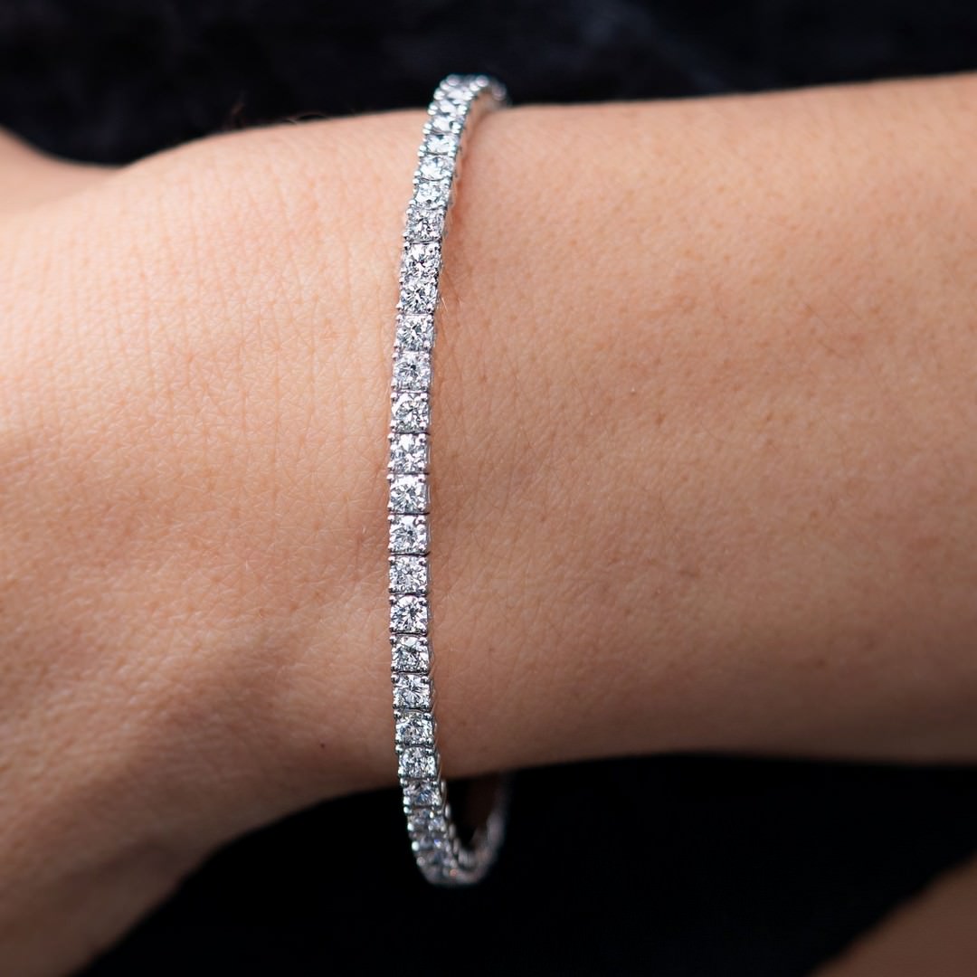 14K White Gold Lab-Created Fullway Flex Bangle (4.50 CTW F-G SI)