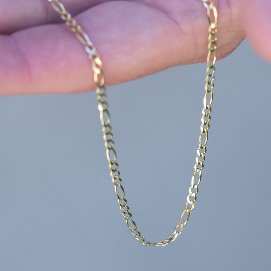 14K Yellow Gold Featherlight Figaro Chain – 22 Inch